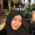 Ibu Sri Wahyuni